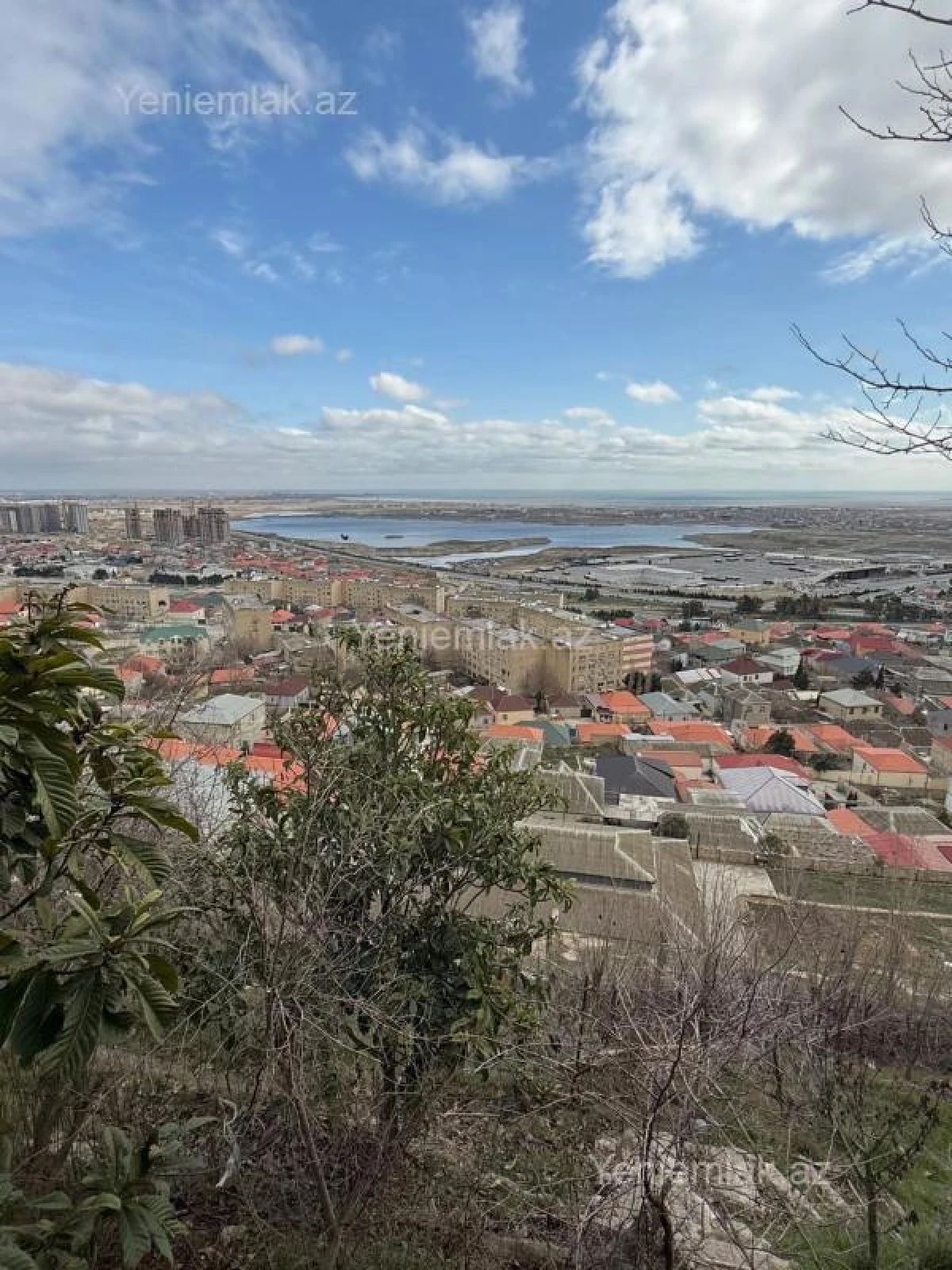 Satılır 7 otaqlı həyət evi 220 m²