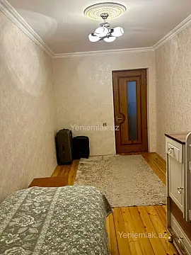 Satılır 3 otaqlı köhnə tikili 75 m²