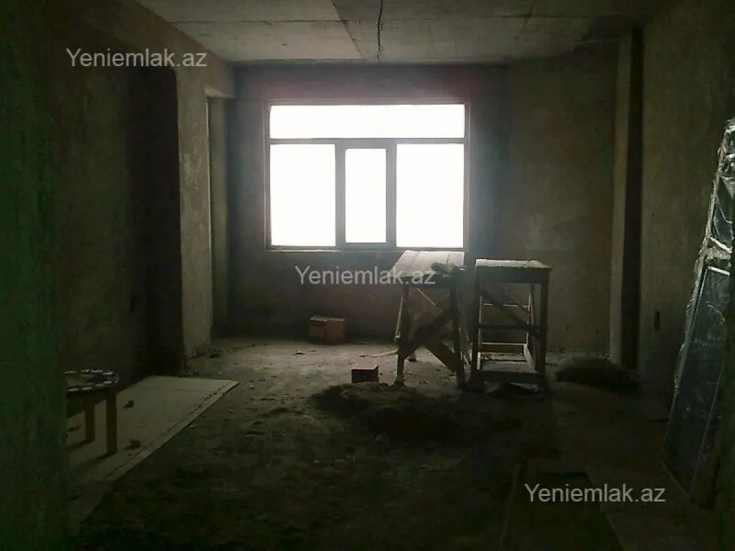 Satılır 3 otaqlı yeni tikili 135 m²