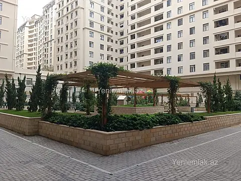 Satılır 3 otaqlı yeni tikili 135 m²