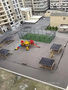 Satılır 3 otaqlı yeni tikili 135 m²