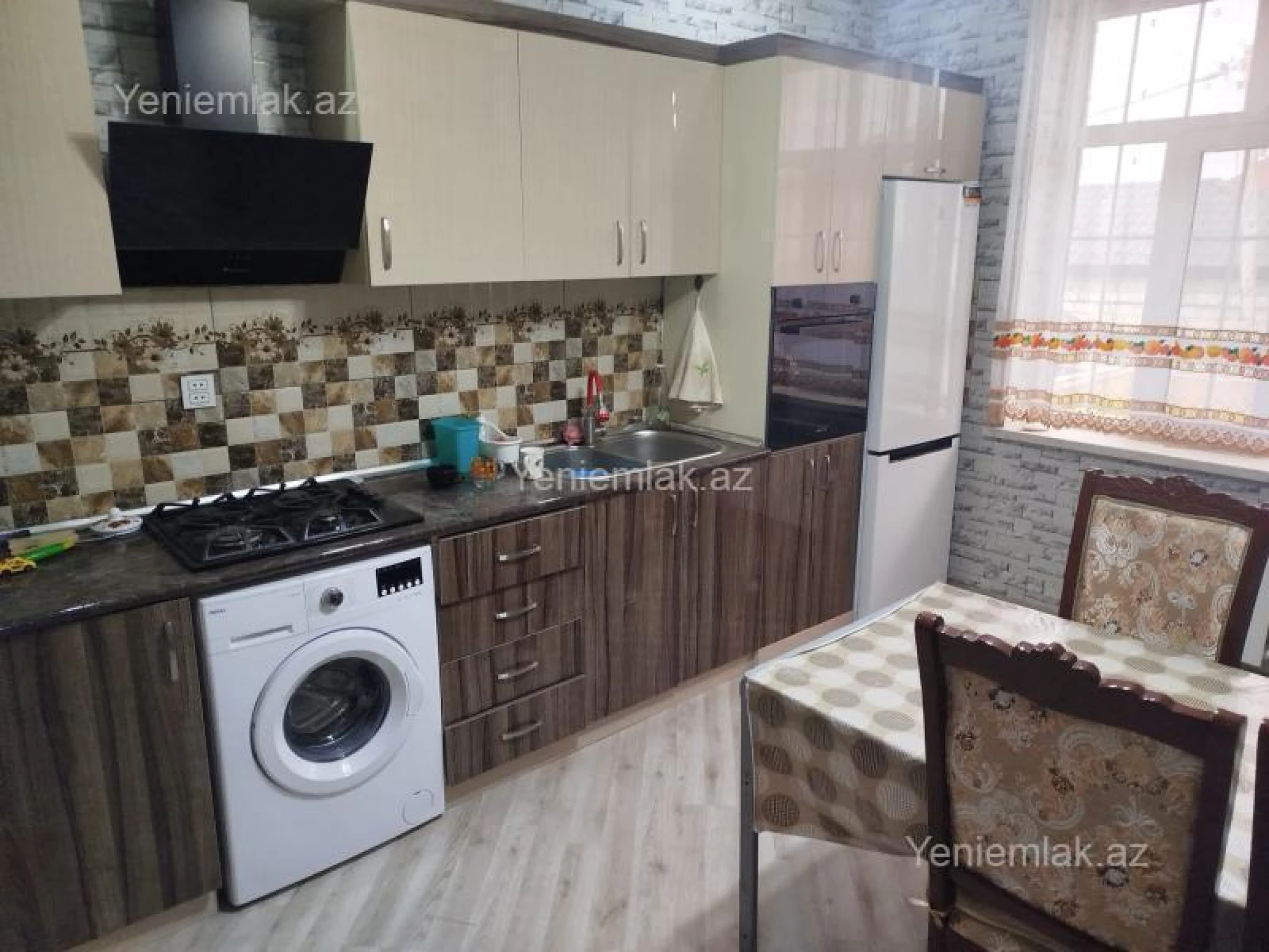 Satılır 4 otaqlı həyət evi 120 m²