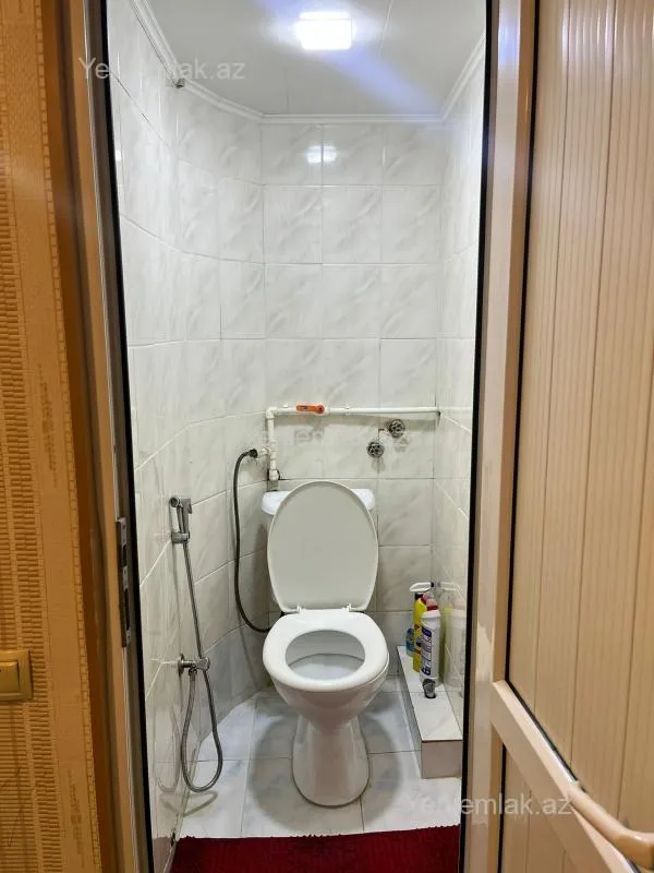 Satılır 3 otaqlı köhnə tikili 85 m²