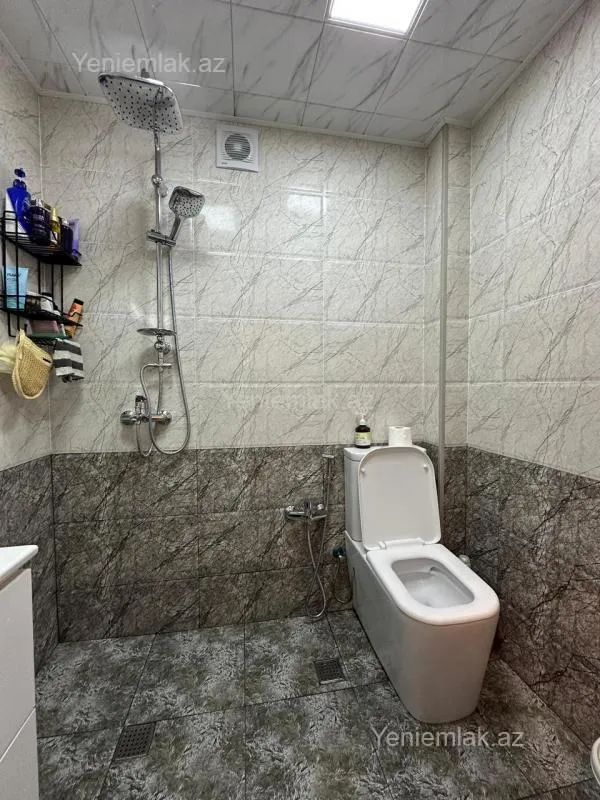 Satılır 2 otaqlı köhnə tikili 50 m²