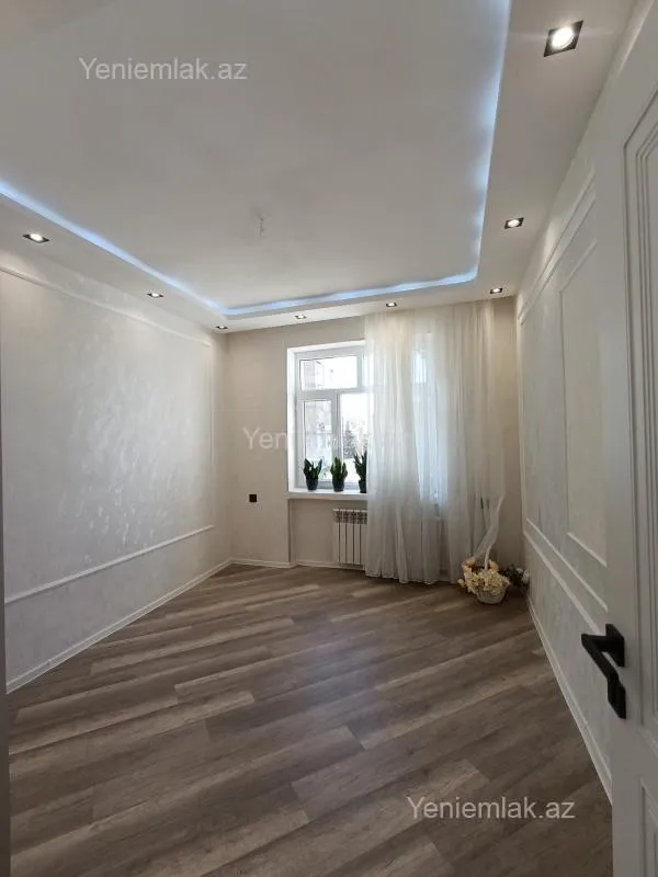 Satılır 3 otaqlı köhnə tikili 65 m²