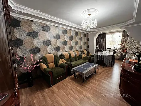 Satılır 3 otaqlı köhnə tikili 75 m²