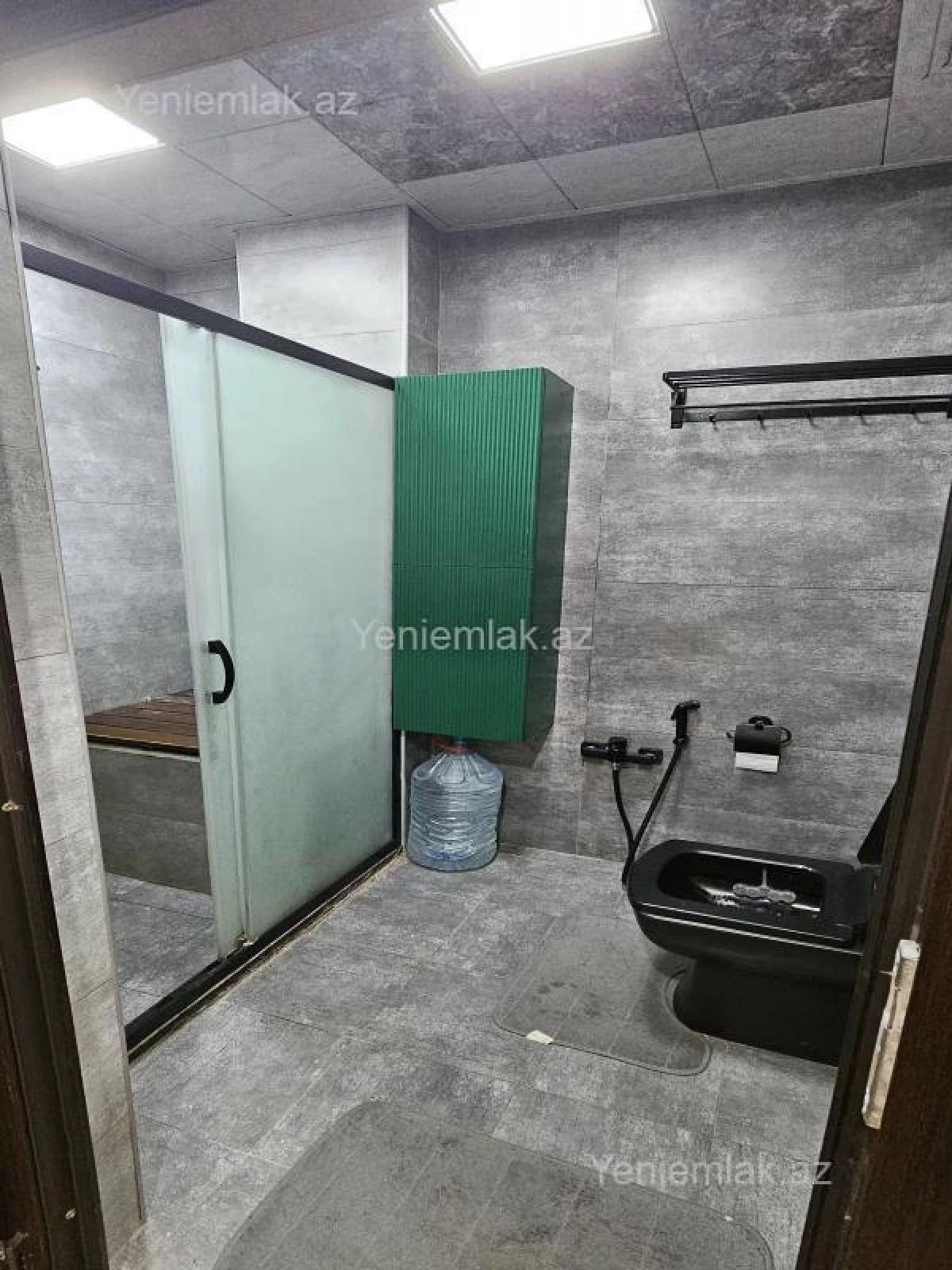 Satılır 3 otaqlı yeni tikili 75 m²