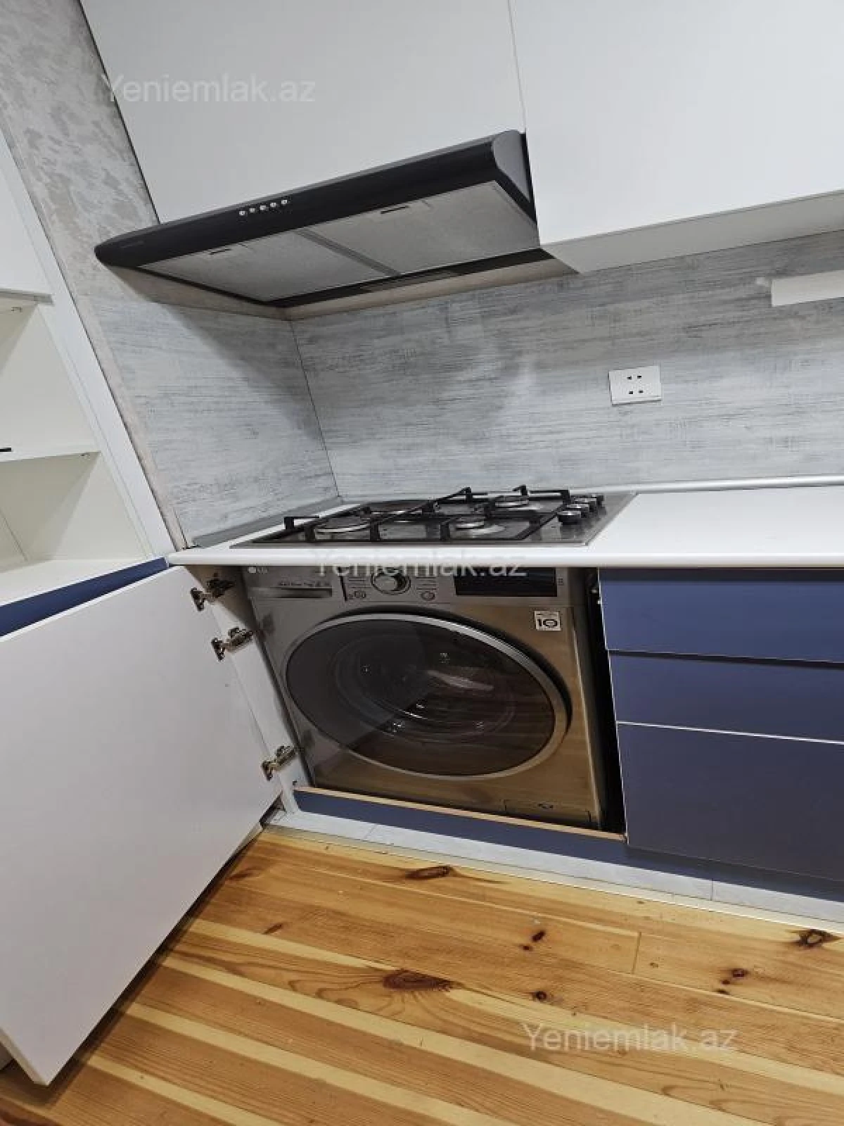 Satılır 3 otaqlı yeni tikili 75 m²