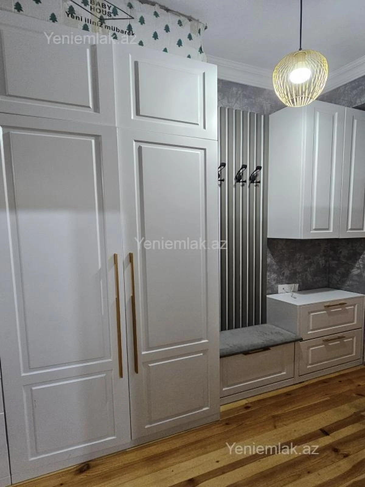 Satılır 3 otaqlı yeni tikili 75 m²