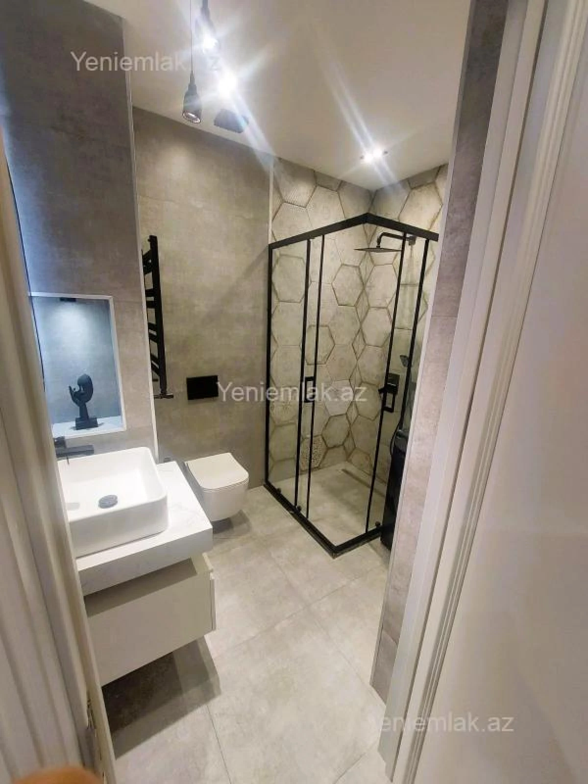 Satılır 2 otaqlı yeni tikili 68 m²