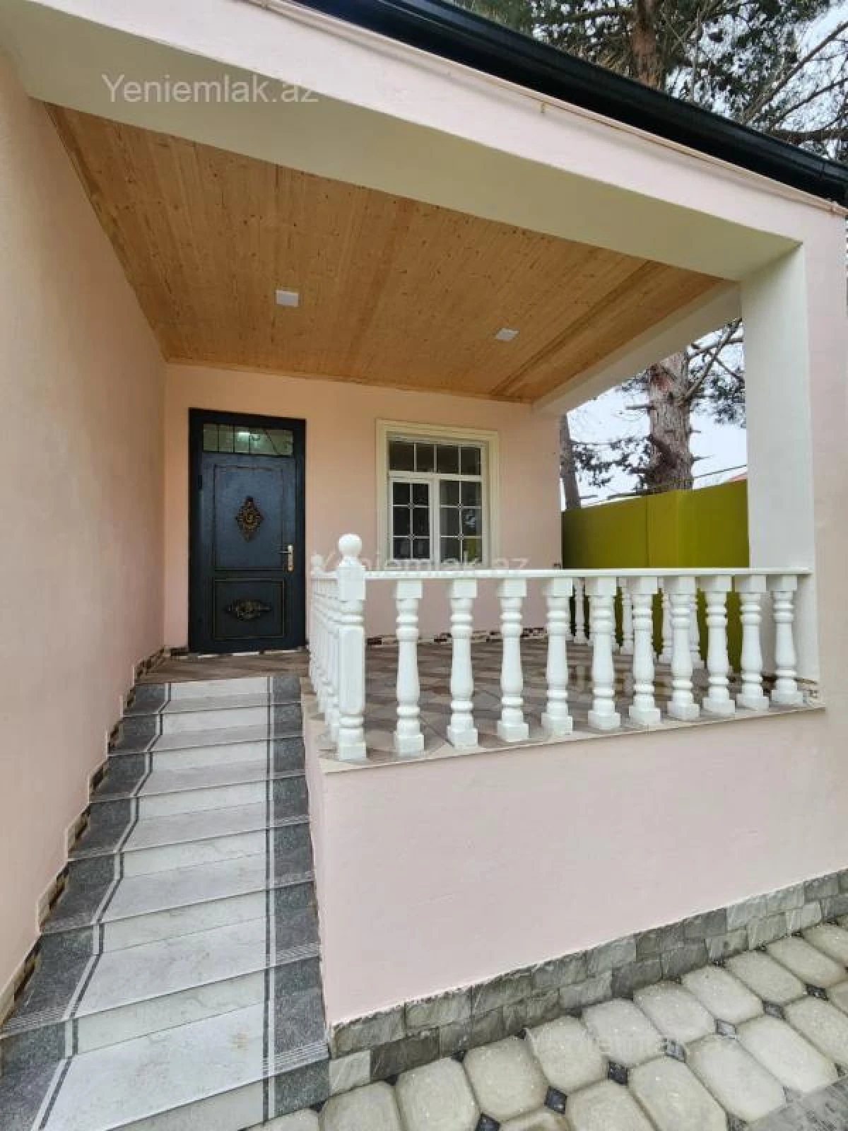 Satılır 3 otaqlı həyət evi 135 m²
