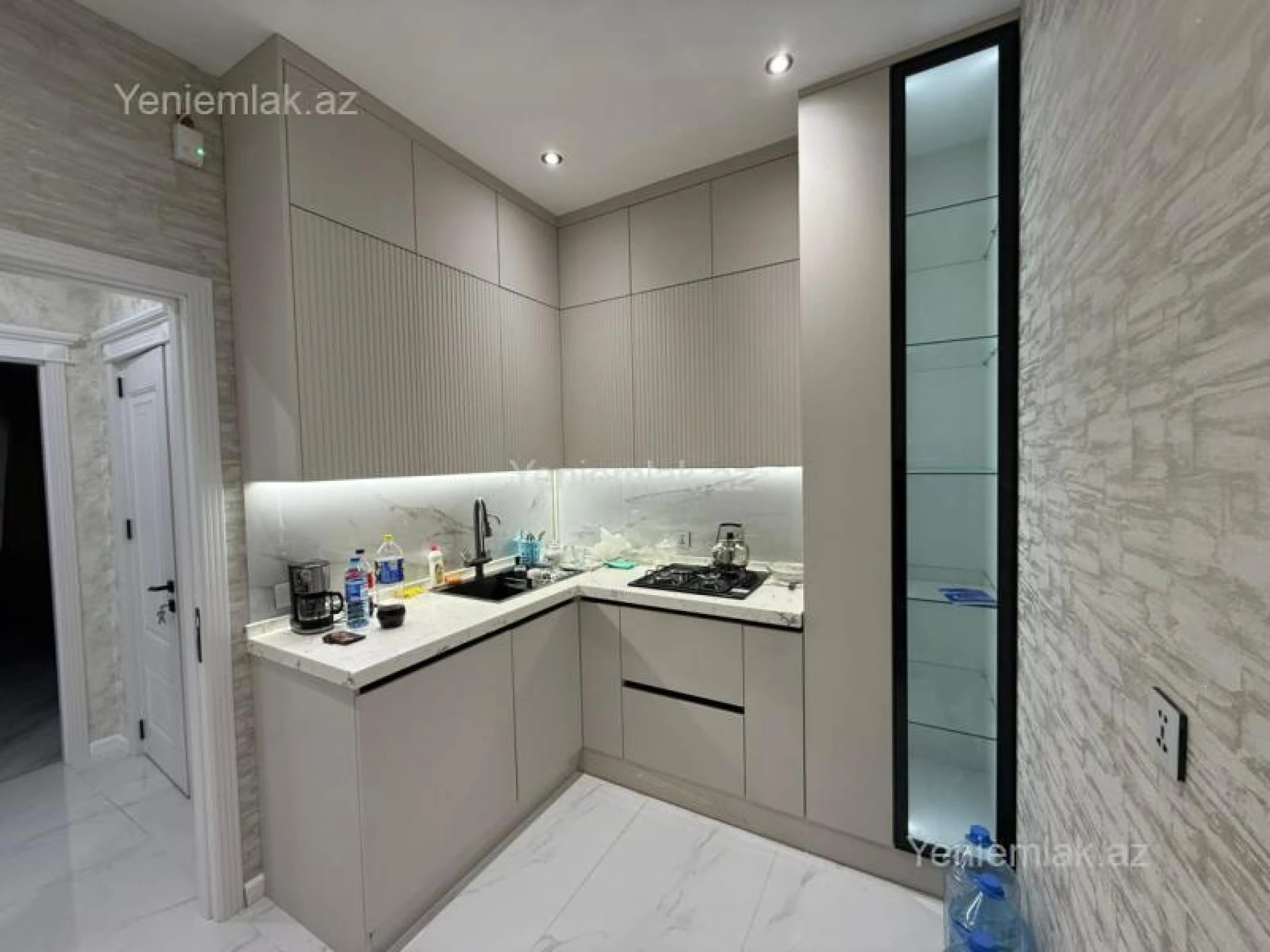 Satılır 2 otaqlı yeni tikili 65 m²