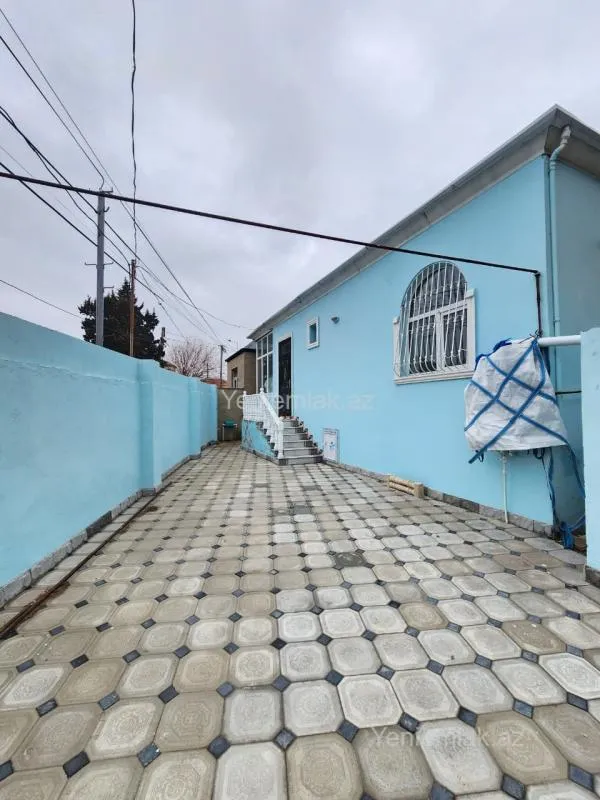 Satılır 4 otaqlı həyət evi 145 m²