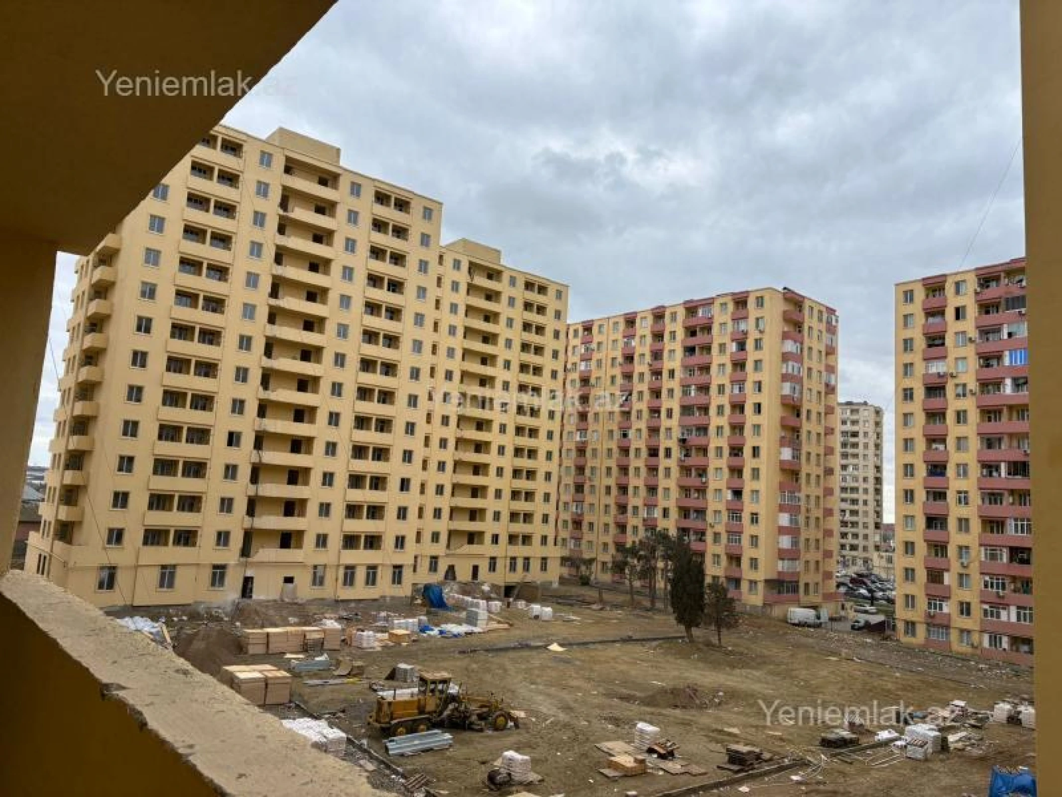 Satılır 2 otaqlı yeni tikili 70 m²