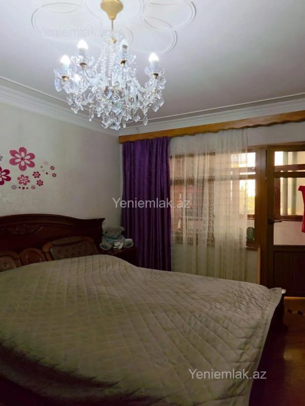 Satılır 3 otaqlı köhnə tikili 90 m²