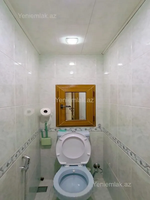 Satılır 3 otaqlı köhnə tikili 90 m²