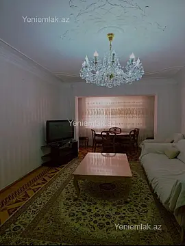 Satılır 3 otaqlı köhnə tikili 90 m²