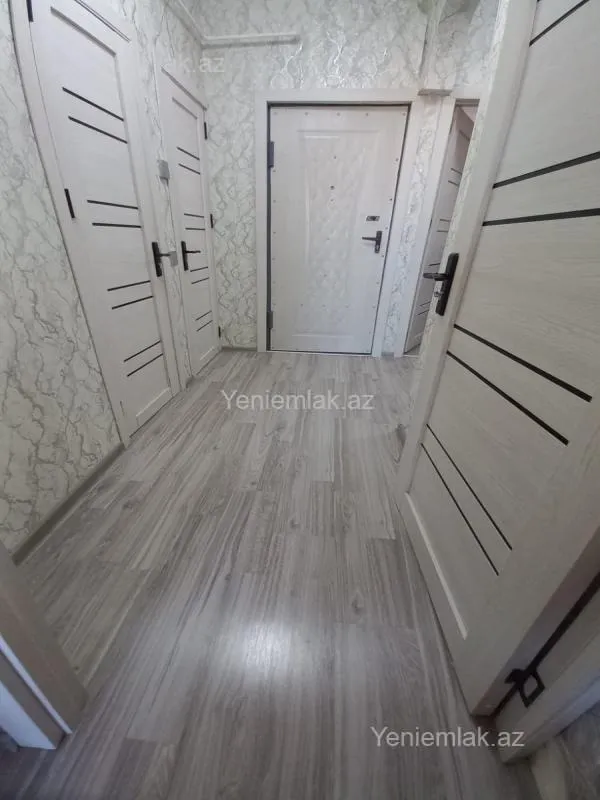 Satılır 2 otaqlı köhnə tikili 55 m²
