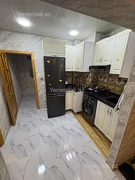 Satılır 2 otaqlı köhnə tikili 58 m² — Sumqayıt, 7-ci mikrorayon 2 otaq 58.00 m²