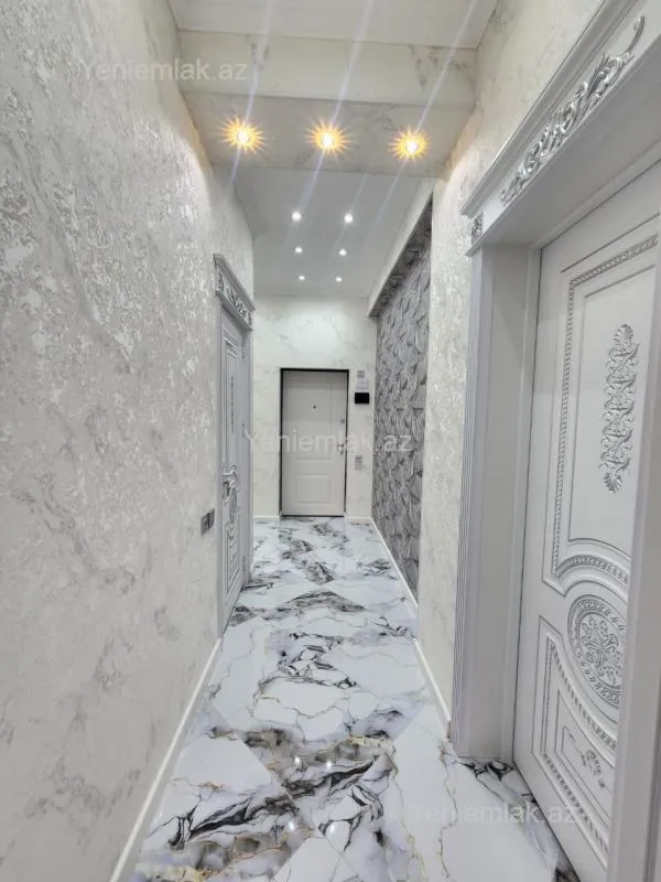 Satılır 2 otaqlı yeni tikili 52 m²