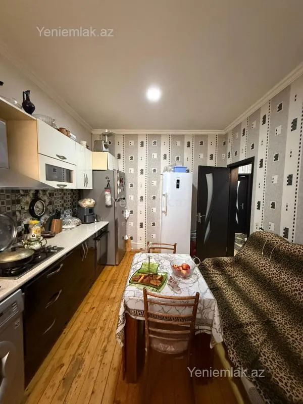 Satılır 3 otaqlı həyət evi 100 m²