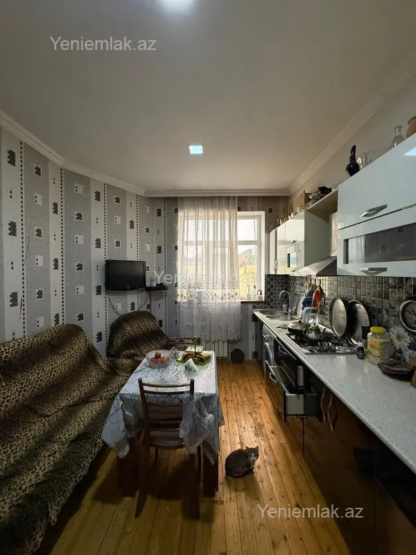 Satılır 3 otaqlı həyət evi 100 m²