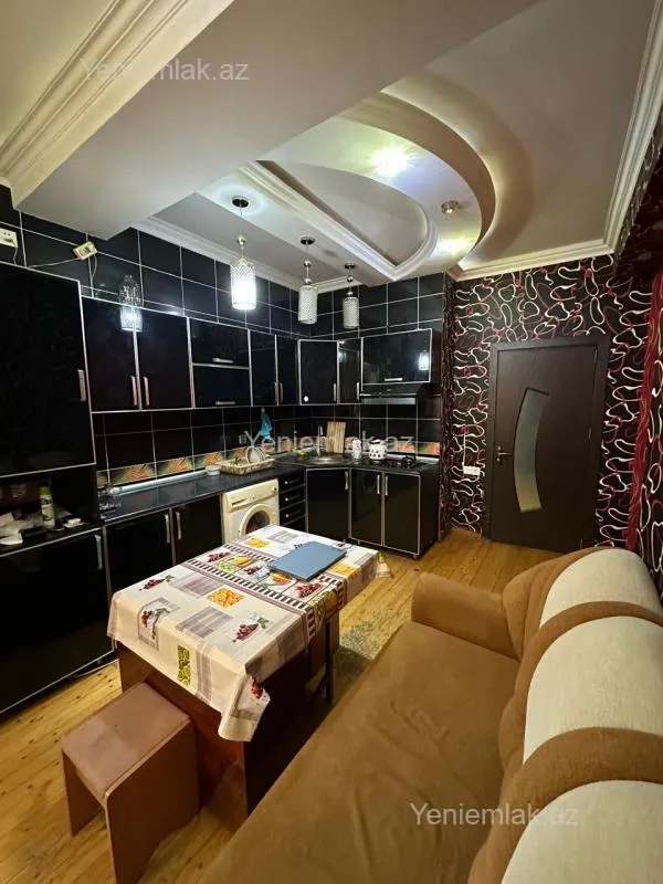 Satılır 2 otaqlı yeni tikili 75 m²