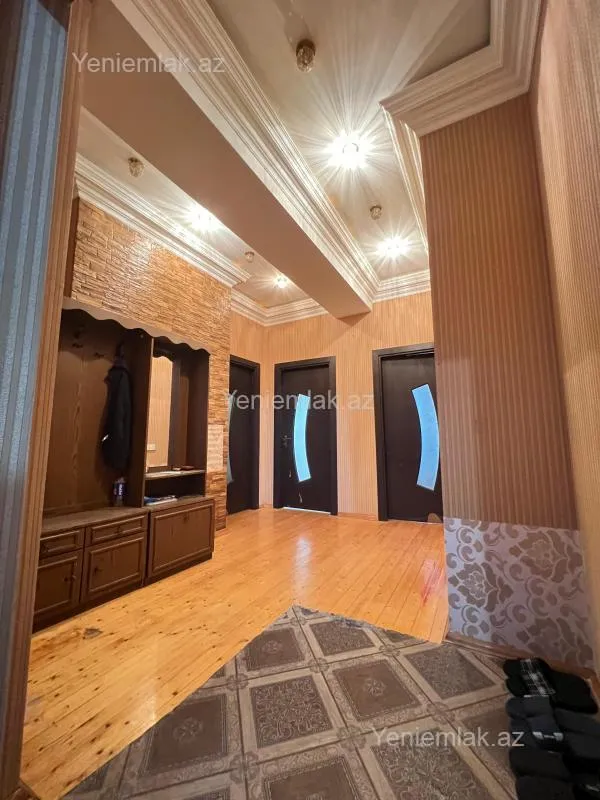 Satılır 2 otaqlı yeni tikili 75 m²