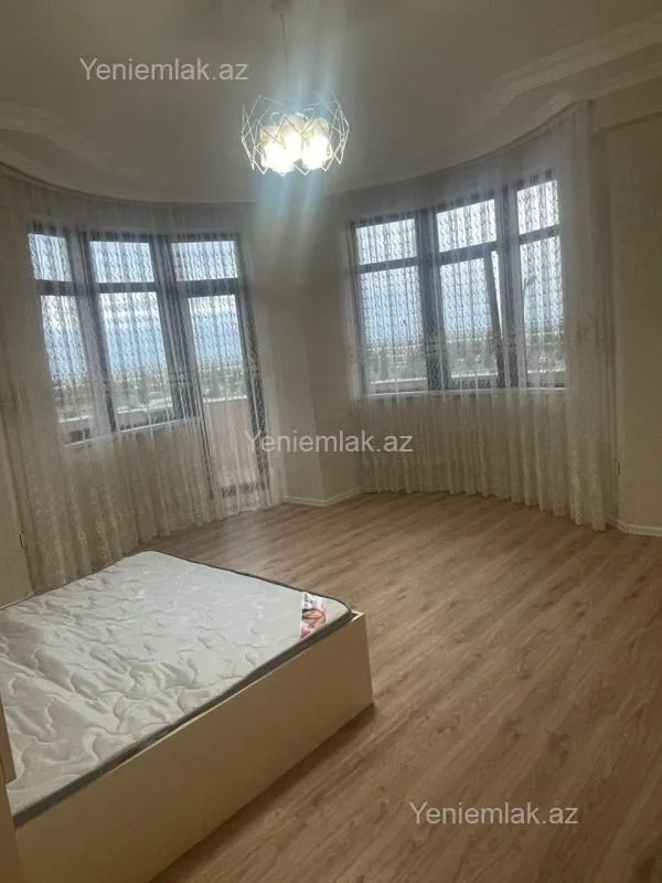 Satılır 3 otaqlı yeni tikili 103 m²