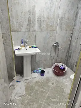 Satılır 1 otaqlı köhnə tikili 40 m²