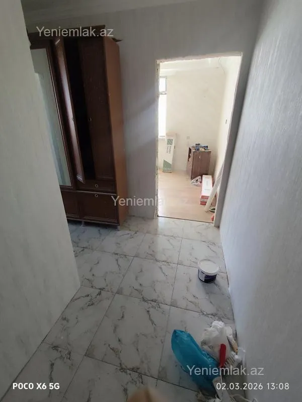 Satılır 1 otaqlı köhnə tikili 40 m²