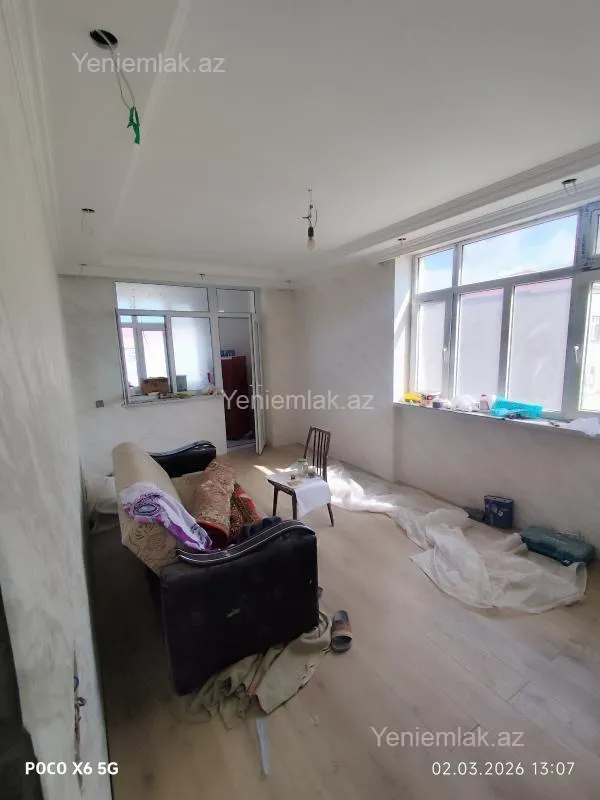 Satılır 1 otaqlı köhnə tikili 40 m²