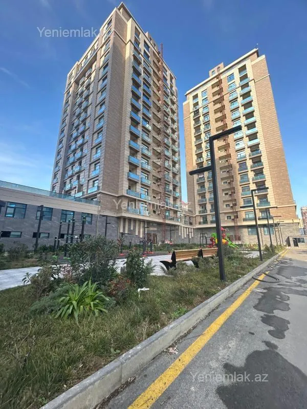 Satılır 2 otaqlı yeni tikili 64 m²