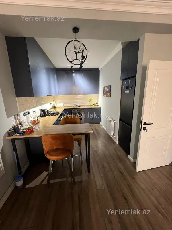 Satılır 2 otaqlı yeni tikili 78 m²