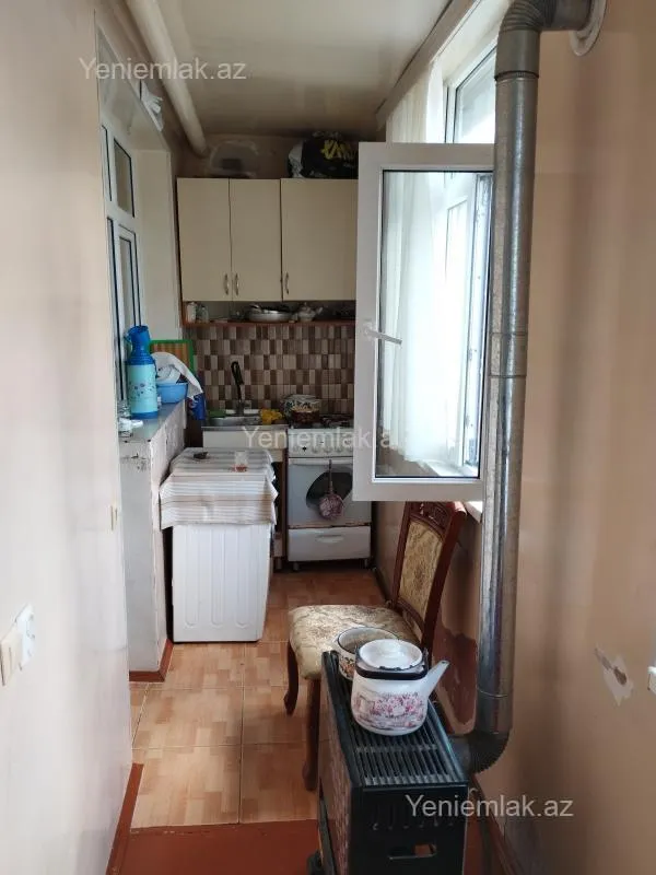Satılır 1 otaqlı köhnə tikili 37 m²