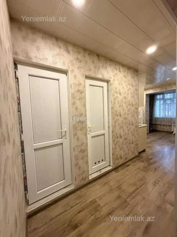 Satılır 2 otaqlı köhnə tikili 60 m²