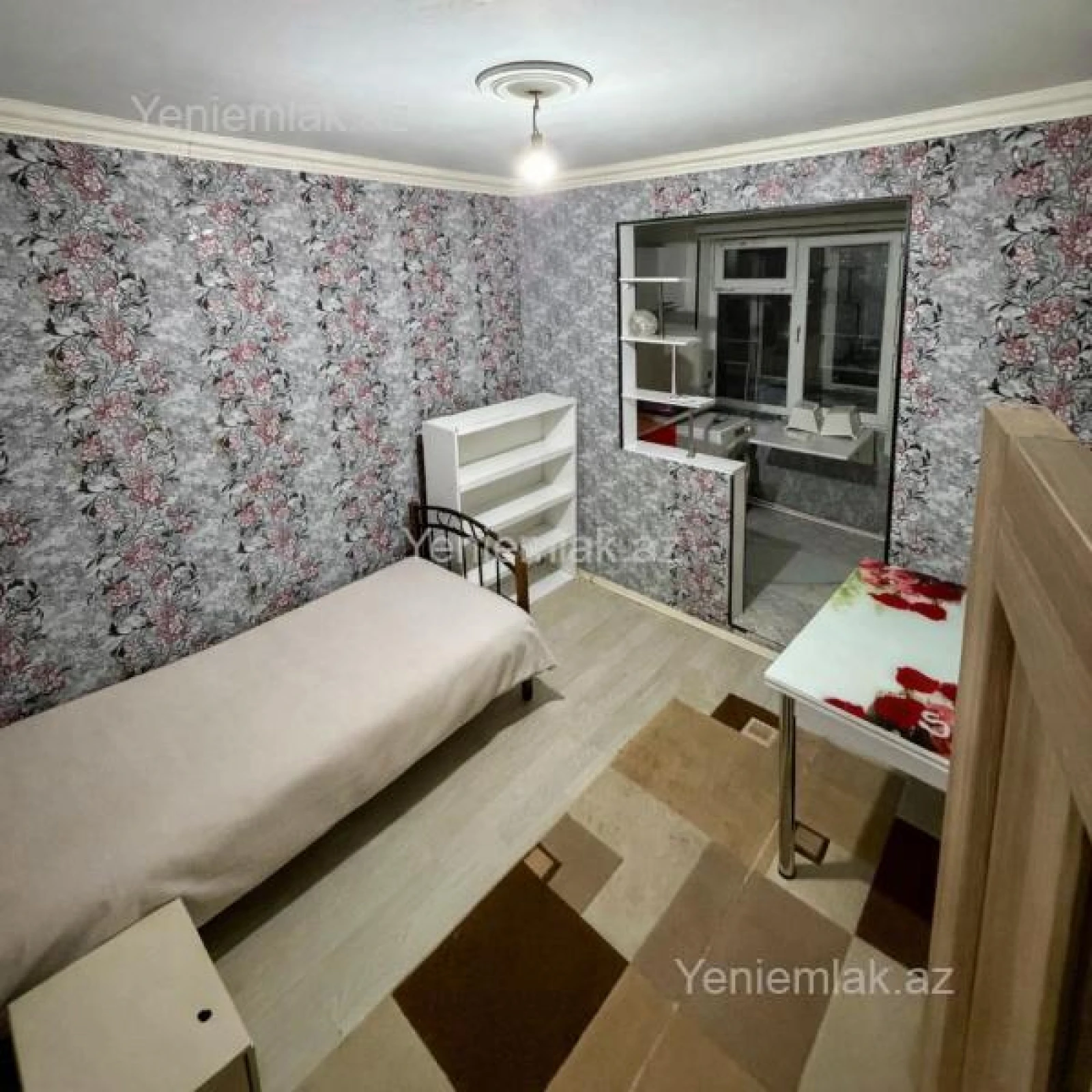 Satılır 3 otaqlı köhnə tikili 60 m²