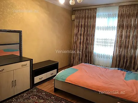 Satılır 3 otaqlı köhnə tikili 60 m²