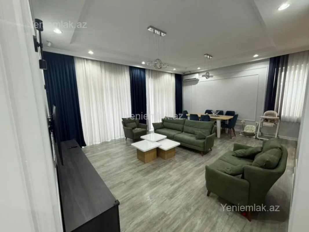 Satılır 4 otaqlı həyət evi 142 m²