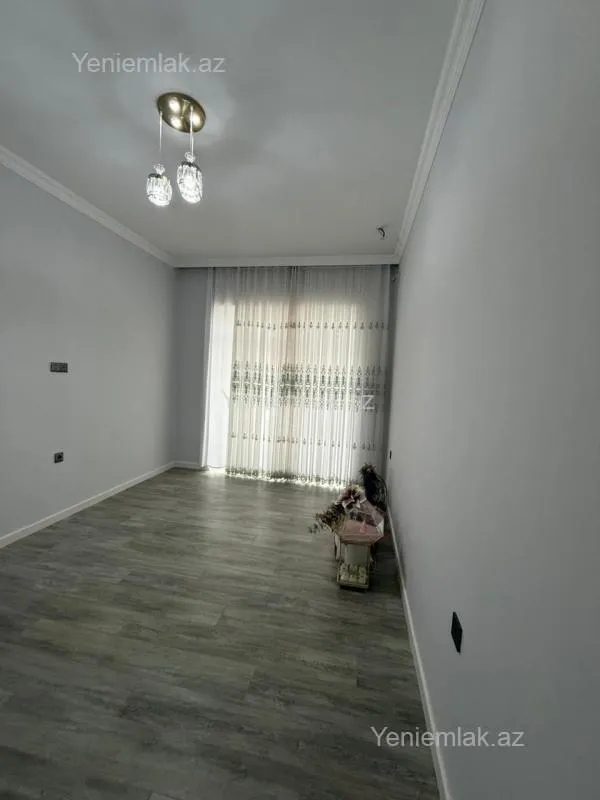 Satılır 4 otaqlı həyət evi 142 m²