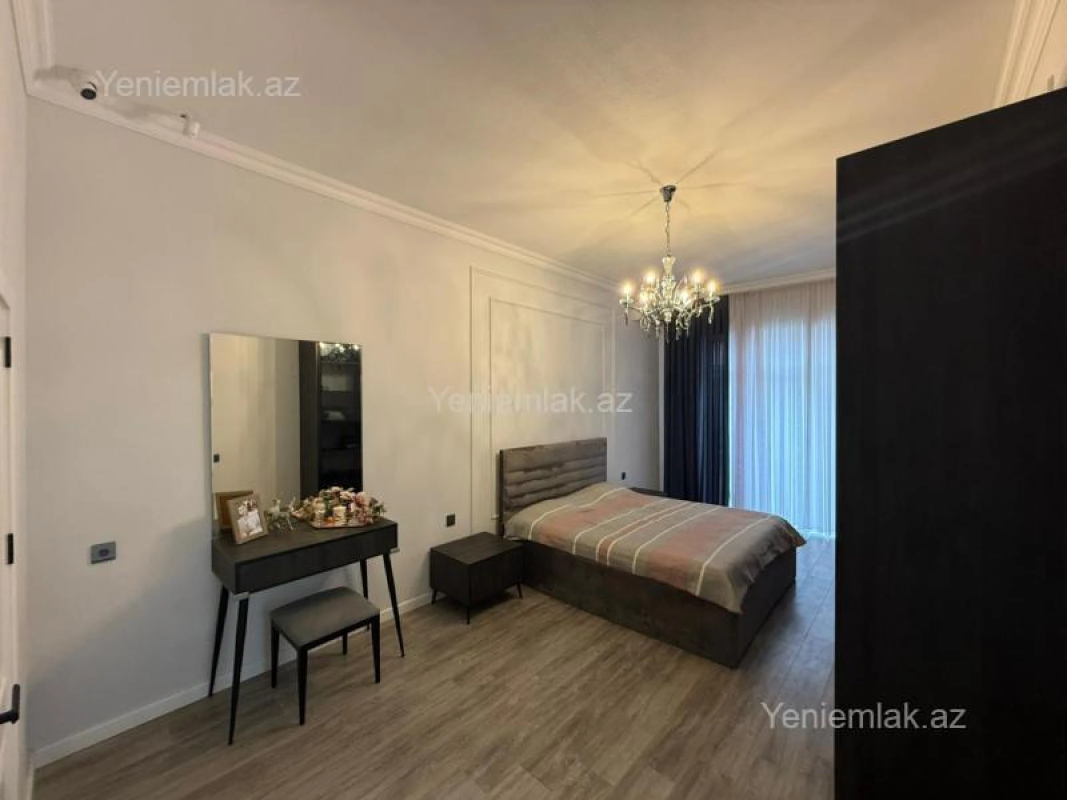 Satılır 4 otaqlı həyət evi 142 m²