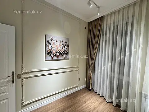 Satılır 3 otaqlı yeni tikili 78 m²