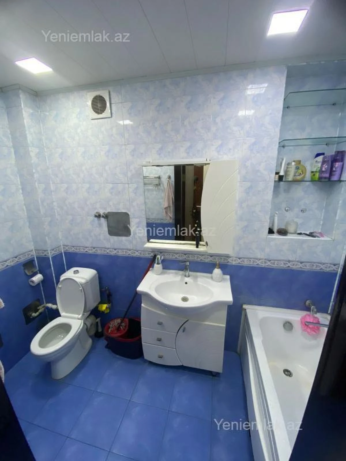 Satılır 4 otaqlı köhnə tikili 100 m²