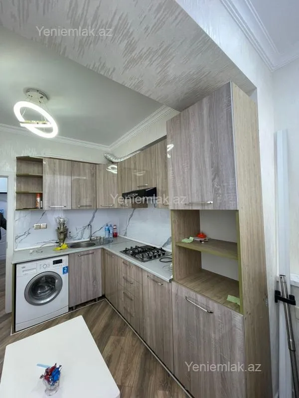 Satılır 1 otaqlı yeni tikili 42 m²
