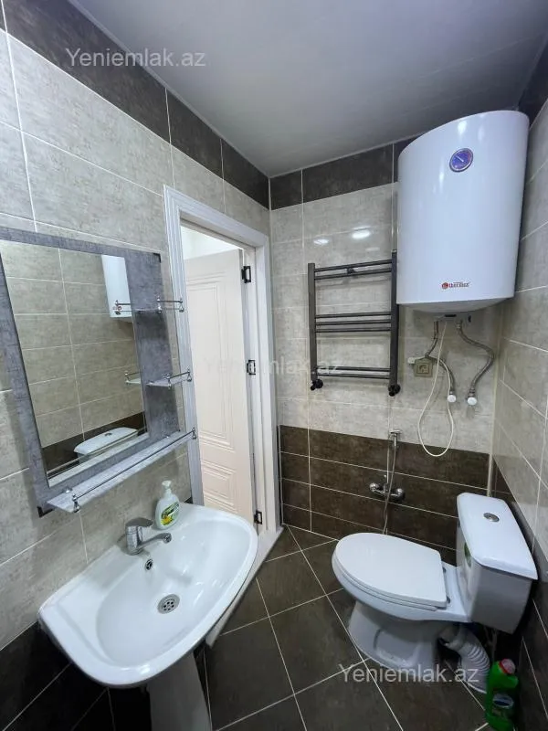 Satılır 1 otaqlı yeni tikili 42 m²