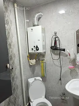 Satılır 2 otaqlı köhnə tikili 60 m²