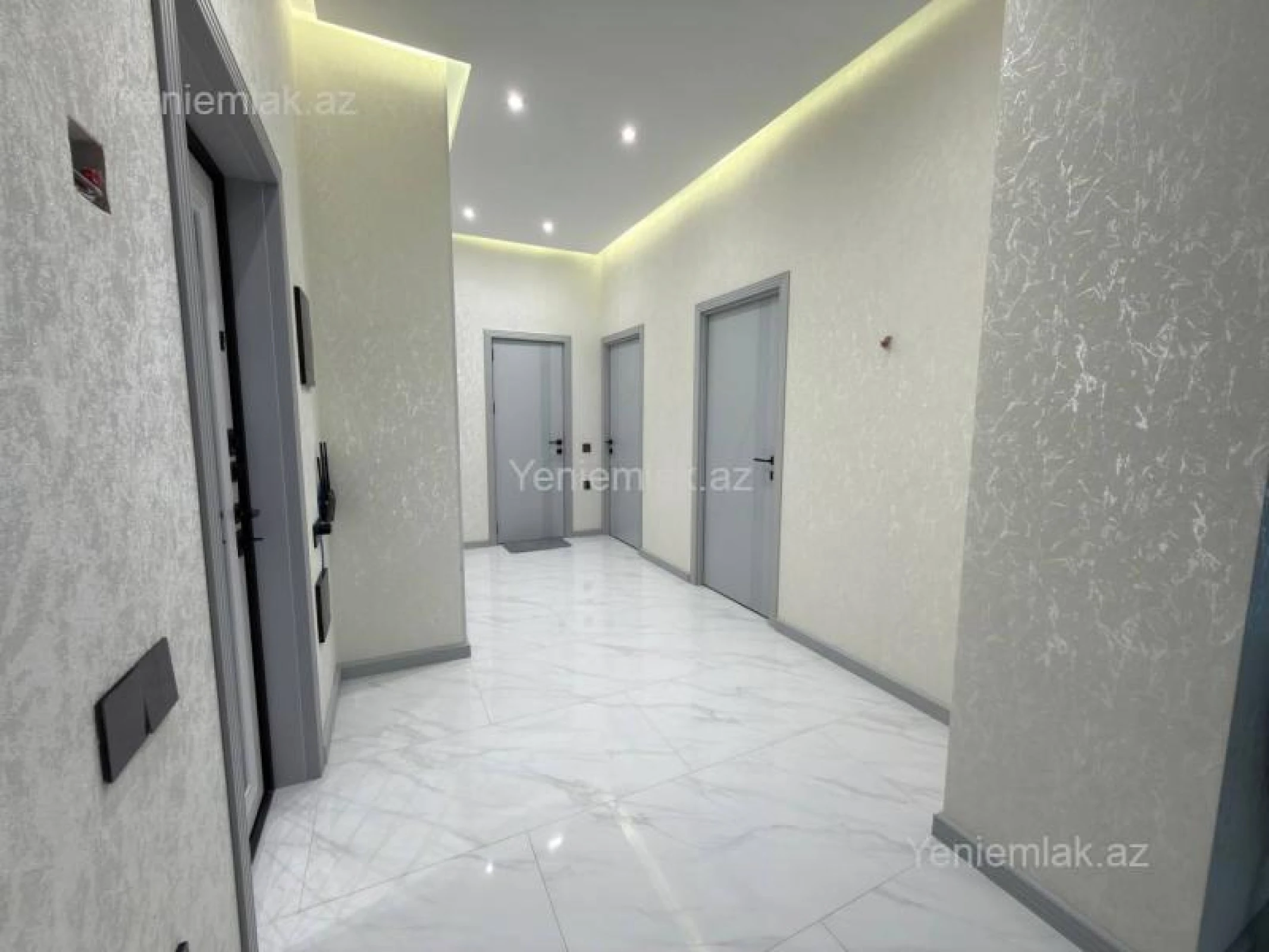 Satılır 3 otaqlı yeni tikili 105 m²