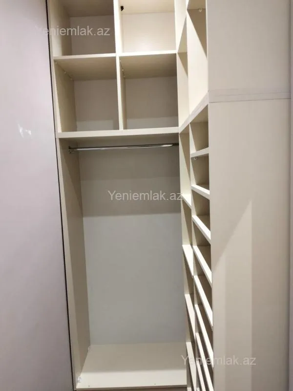 Satılır 3 otaqlı yeni tikili 132 m²