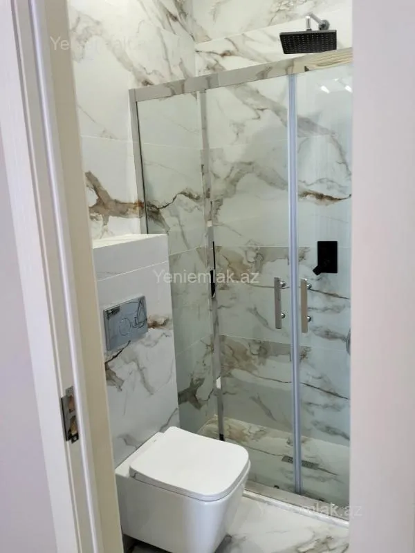 Satılır 3 otaqlı yeni tikili 132 m²