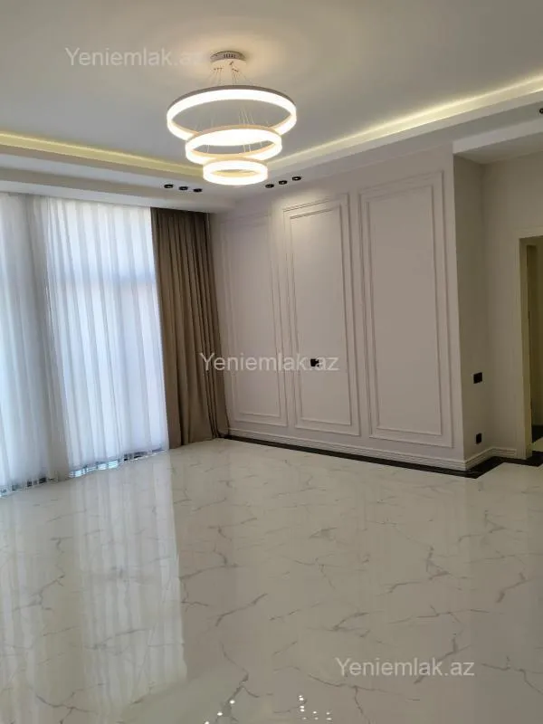 Satılır 3 otaqlı yeni tikili 132 m²